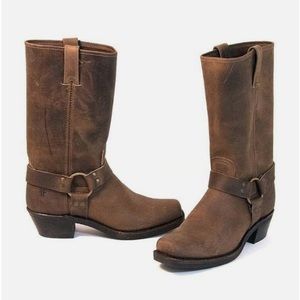 Frye Harness 12R